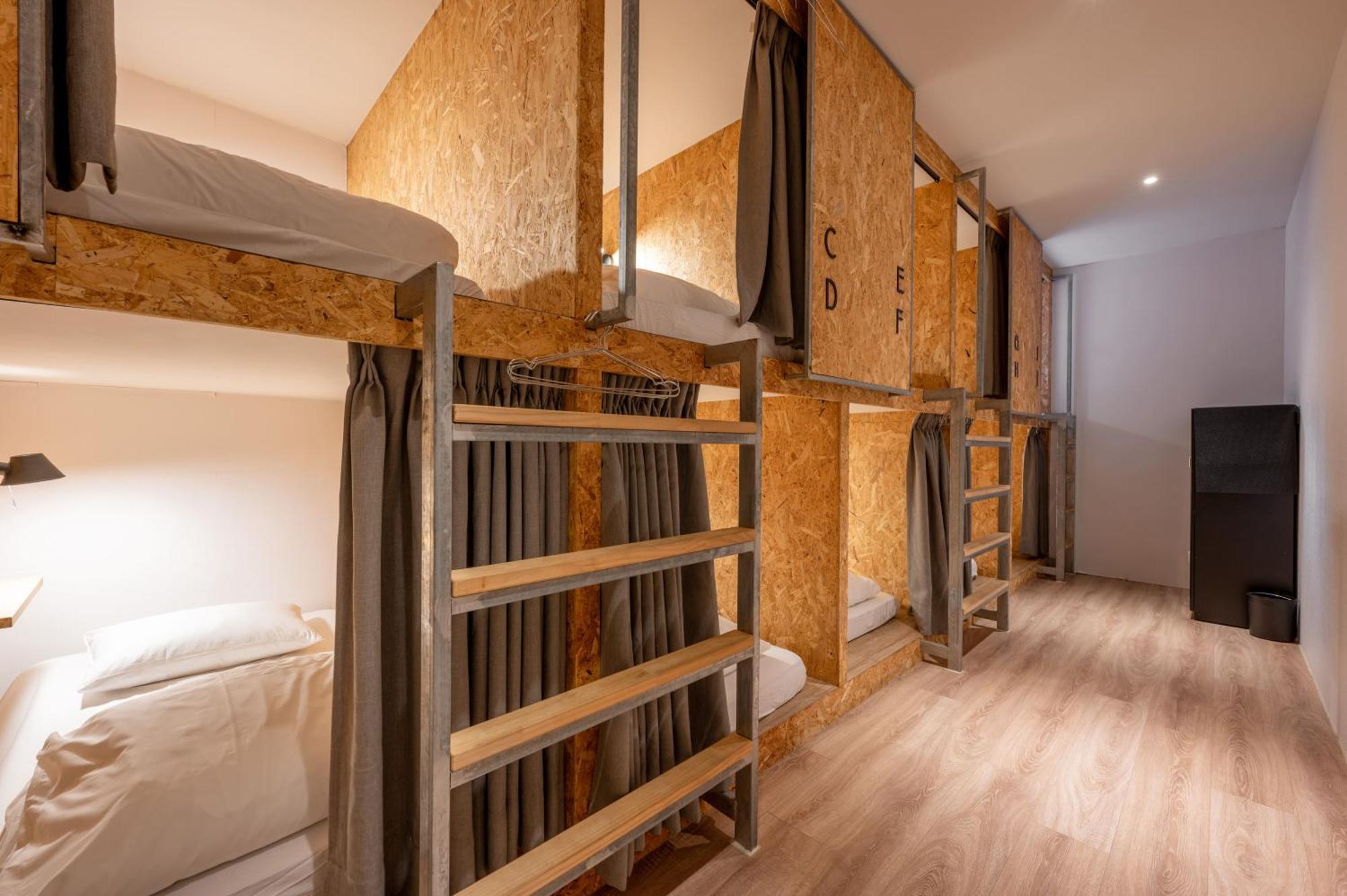 Light Hostel Hualien Exterior photo